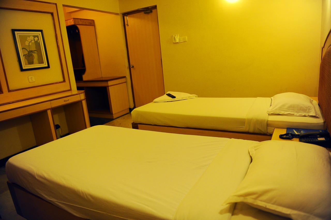 Hotel Mount Heera Chennai Exterior foto