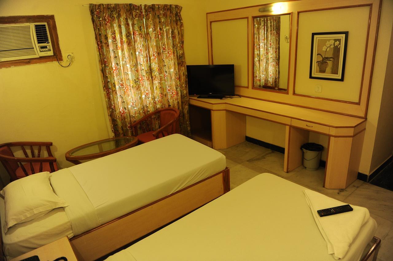 Hotel Mount Heera Chennai Exterior foto